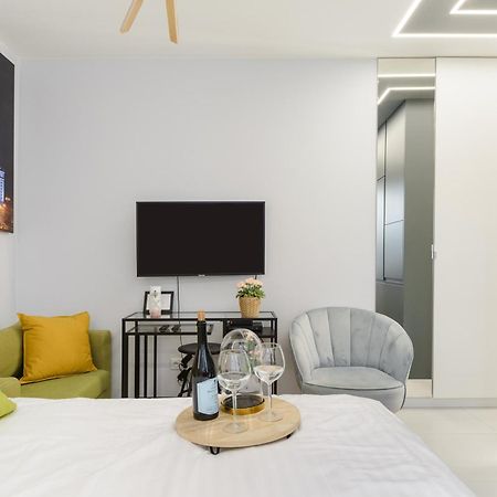 Lumina Cozy Studio In Center Warsaw Exterior photo